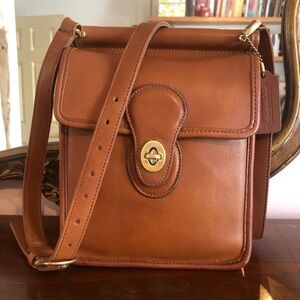 Vintage Coach Murphy